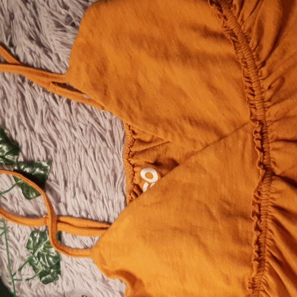 Crop top Size small - Picture 2 of 4